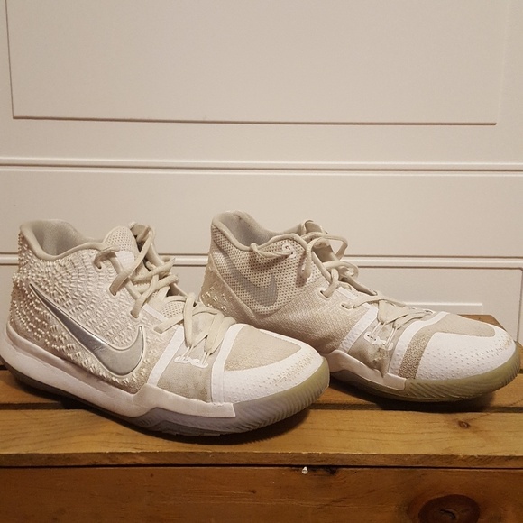 Nike Other - Kyrie III